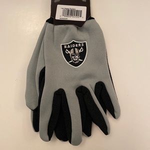 NFL Raiders Sports Utility Glove Large